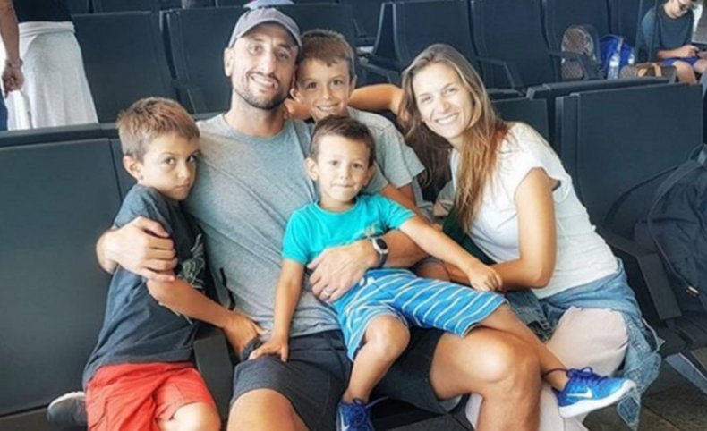 Familia