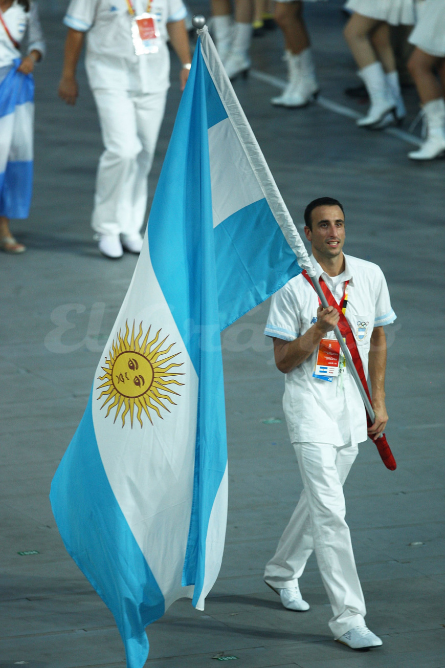 La bandera con Manu